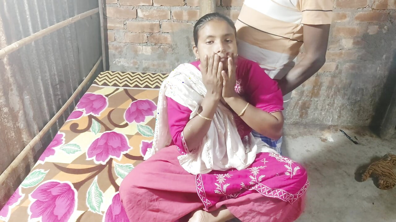 Xhotindo – Gadis Horny Minta Di Masukin